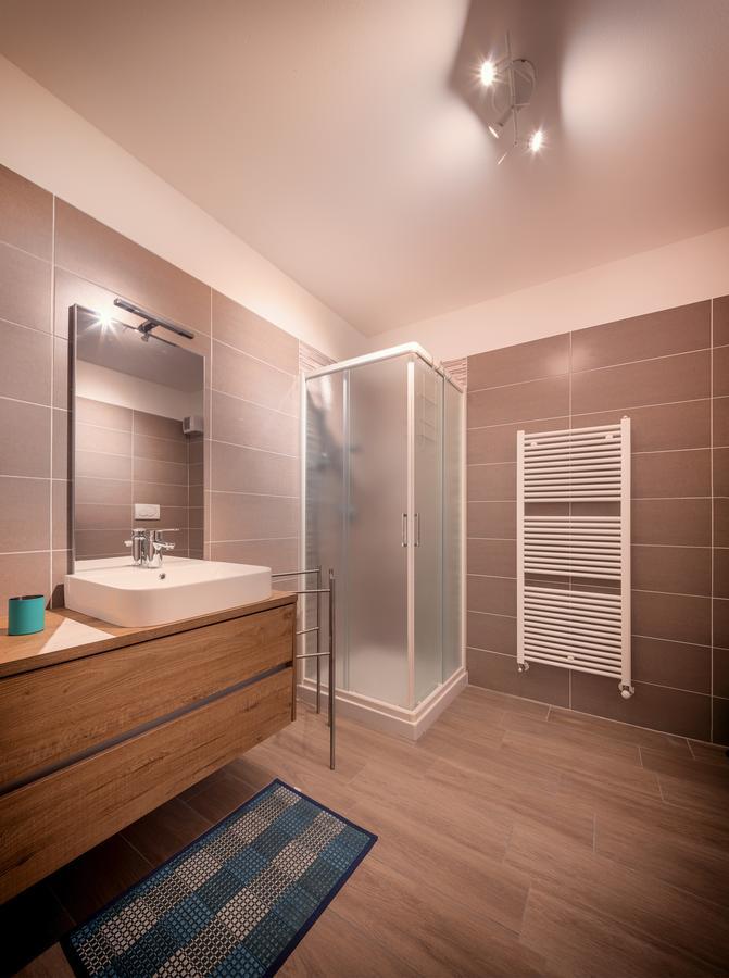 Residenza Finestra Sul Parco Apartment Comano Terme Exterior photo