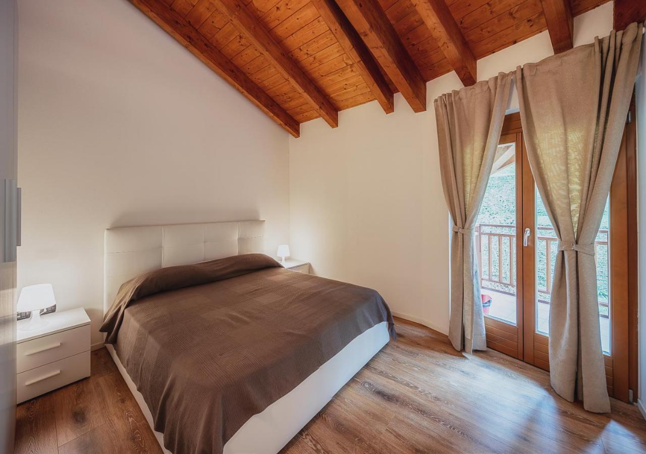 Residenza Finestra Sul Parco Apartment Comano Terme Exterior photo